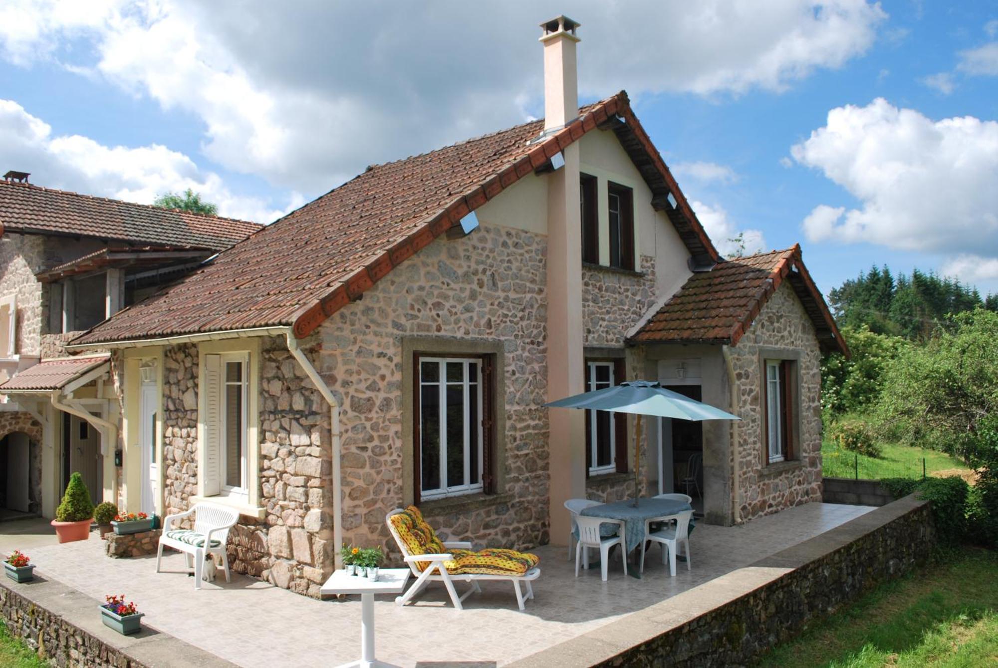 Gite Des Sapins Ranchal Exterior foto